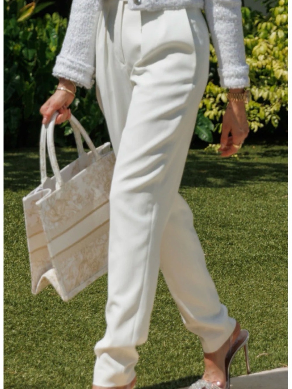 Generation Love JENISE CREPE WHITE High-Rise Cropped Tapered Pants. SIZE 10
